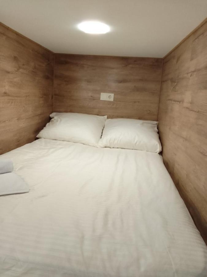 Hostel Voyage Kiev Luaran gambar