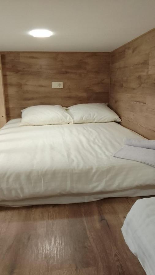 Hostel Voyage Kiev Luaran gambar